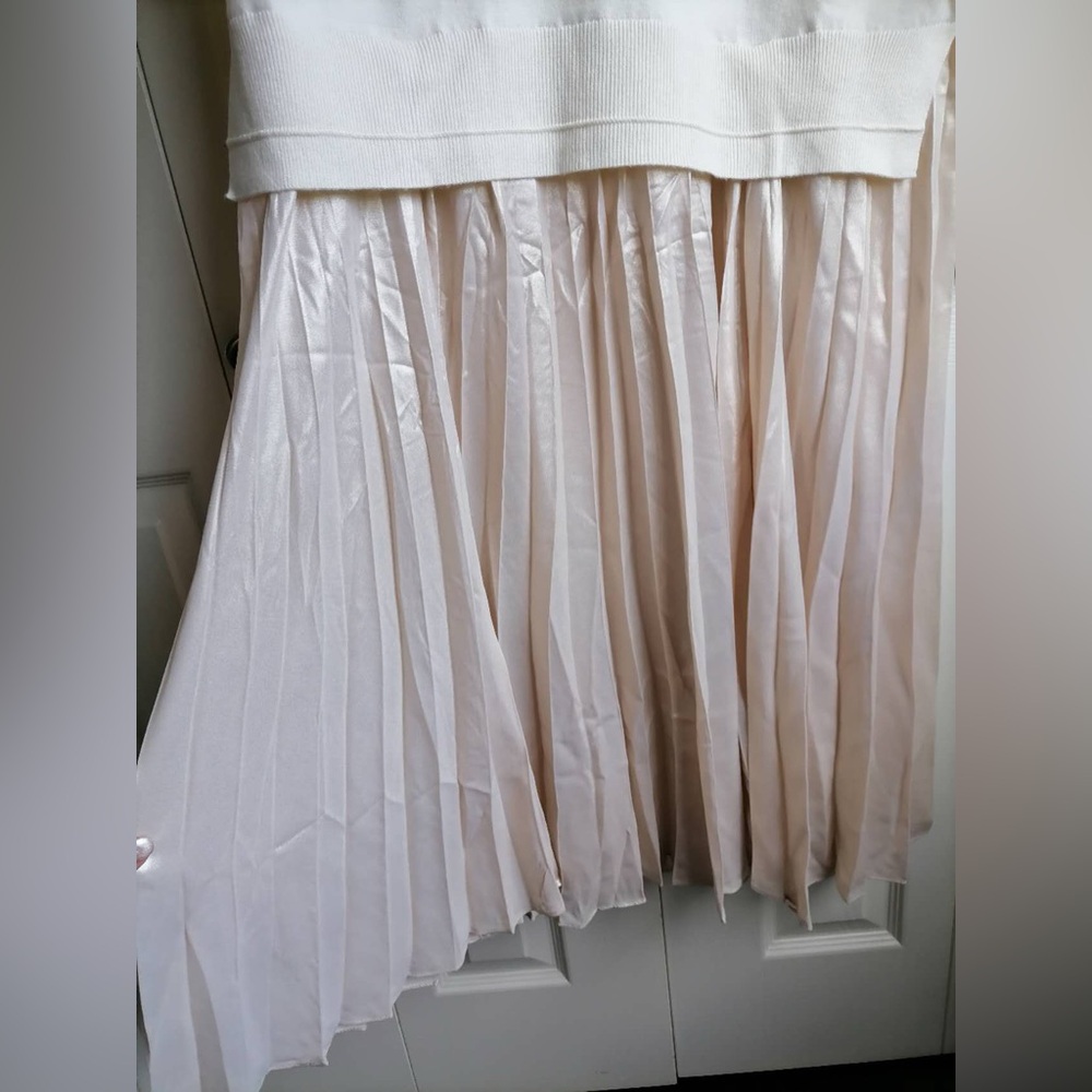 NEW By Anthropologie Long-Sleeve Pleated Twofer Sweater Midi Dress - Picture 8 of 11